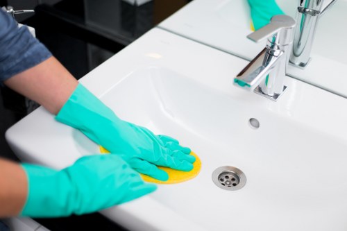 Professional carpet cleaning in a Shoreditch home