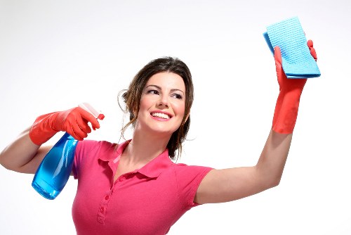 Experienced Shoreditch carpet cleaners working on a carpet restoration job